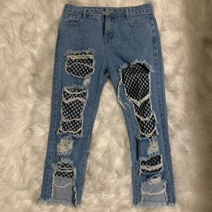Cropped Destroyed Denim Pants